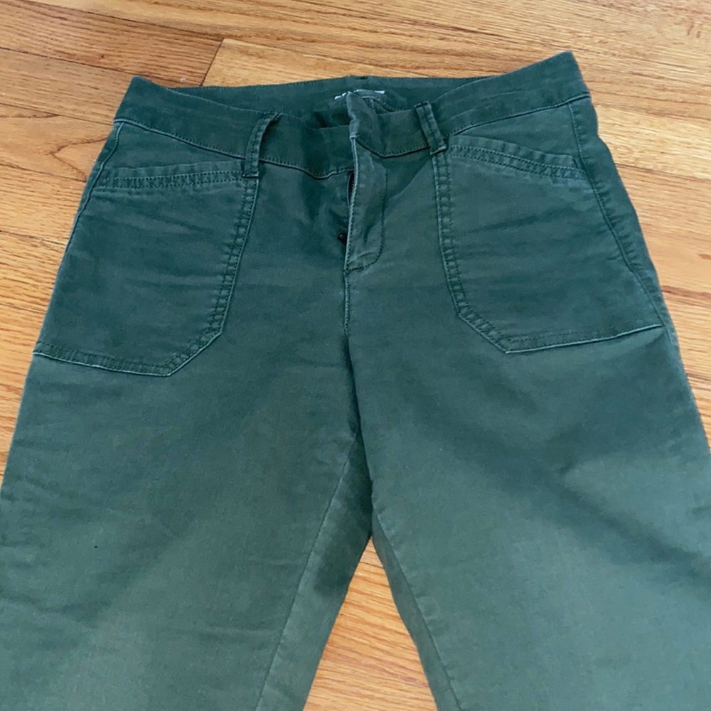 EUC Old Navy pixi, size 2